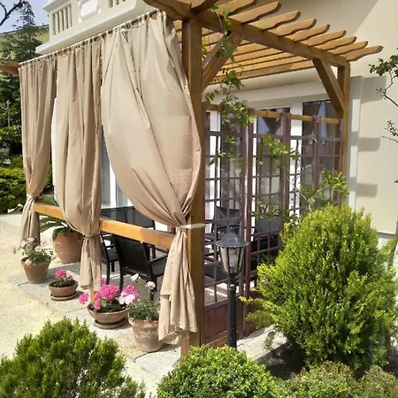 Villa Gregovica 2 Apartmani & Suit Apartament
