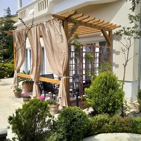 Apartament Villa Gregovica 2 Apartmani & Suit