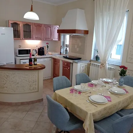 Apartament Villa Gregovica 2 Apartmani & Suit